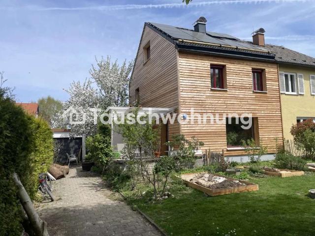 Tauschwohnung: Tausche Doppelhaushälfte mit Garten gegen 3/4 Zimmerwohnung