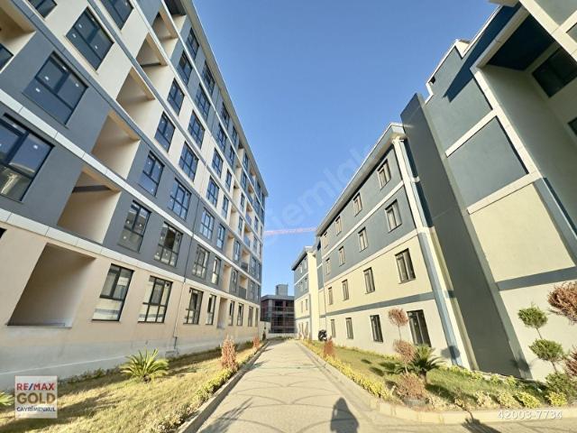 Tavşantepe Metronun Dibinde Ofis &Konut Kullanımına Uygun Kiralık