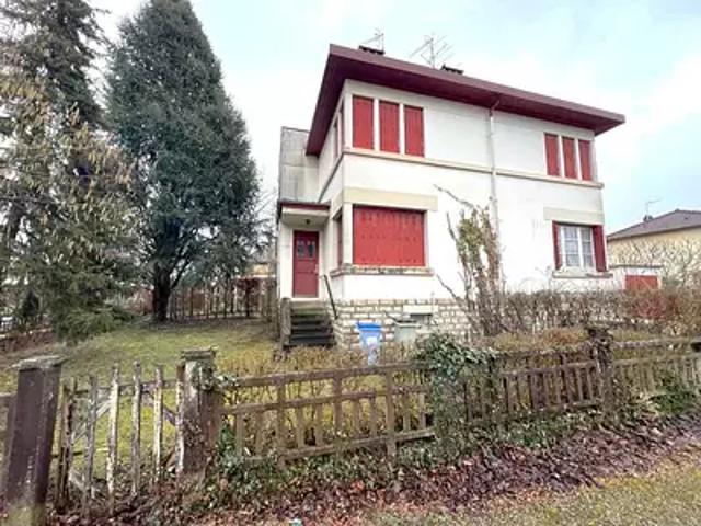 Tavaux 39500 Achat / Vente maison 5 pièces t5 jardin