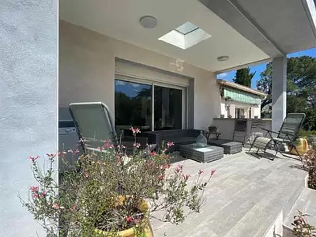 Tavel 30126 Achat / Vente maison 4 pièces t4 piscine terrasse