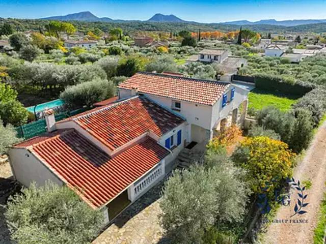Tavernes 83670 Achat / Vente maison 5 pièces t5 piscine terrasse