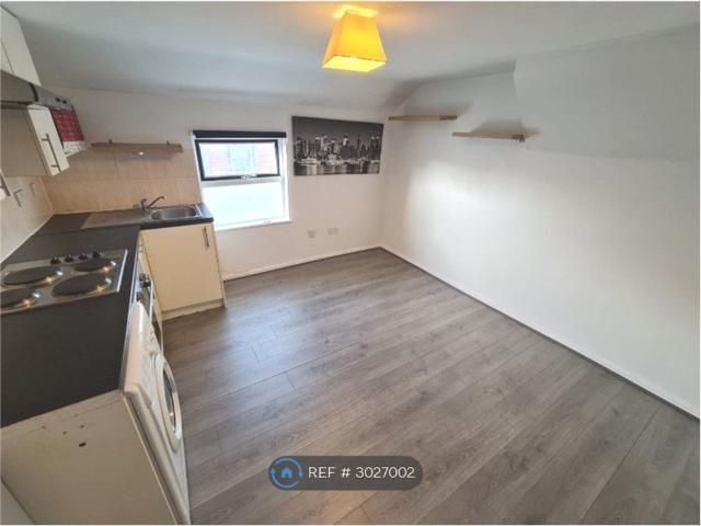Tavistock Street, Bedford MK40, 1 bed flat to rent, £725 pcm | PrimeLocation