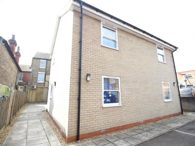 Tavistock Street, Bedford MK40, 1 bed flat to rent, £850 pcm | PrimeLocation