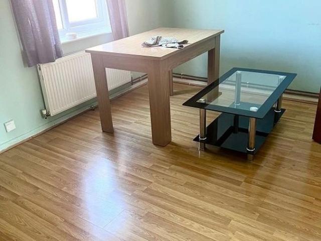 Tavistock Place, Bedford MK40, 1 bed flat to rent, £750 pcm | PrimeLocation