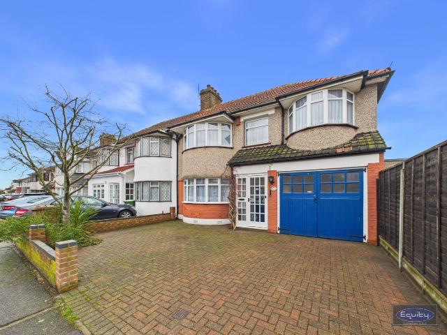 Tavistock Road, Welling DA16, 4 bed semi detached house to rent, £2,350 pcm | PrimeLocation