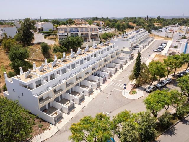 Tavira Deslumbrante moradia nova T3+1 com design moderno. 242m² Tavira Santiago