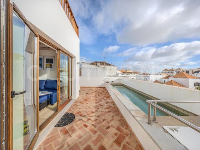 Tavira Moradia Triplex com Piscina no Coração da Cidade 110m² Tavira Santiago