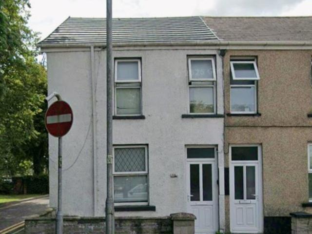 Tawe Terrace, Pontardawe SA8, 3 bed end terrace house to rent, £850 pcm | PrimeLocation
