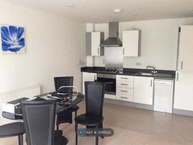 Tay Road, Tilehurst, Reading RG30, 1 bed flat to rent, £1,150 pcm | PrimeLocation