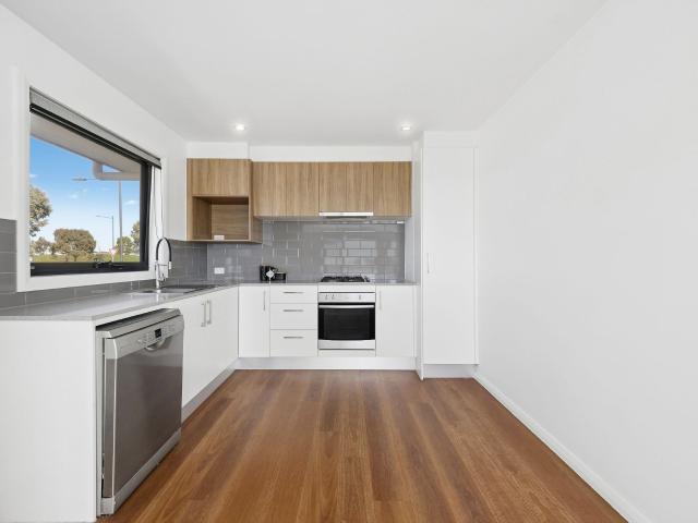 Taylor, 30A Grenfell Avenue