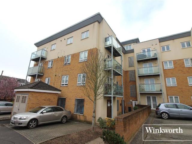 Taylor Court, Todd Close, Borehamwood, Hertfordshire WD6, 2 bed flat to rent, £1,600 pcm | PrimeLocation