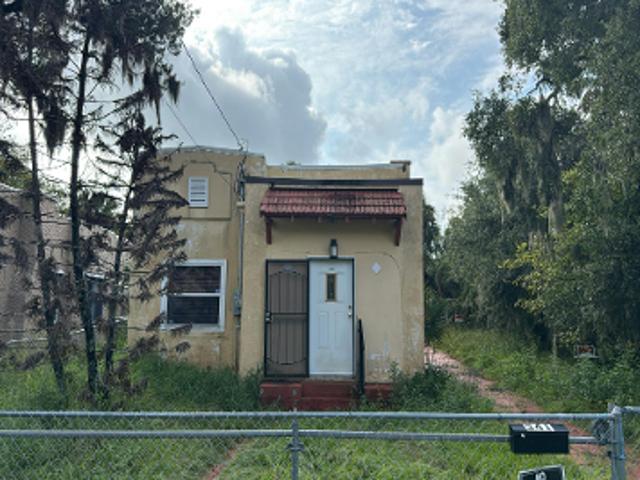 Taylor Ave