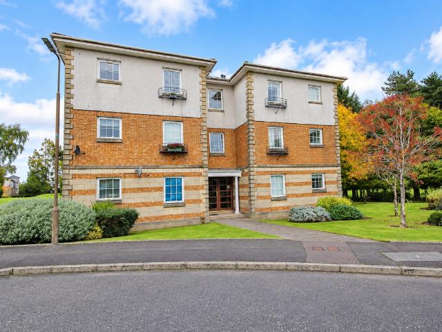 Taylor Green, Deer Park, Livingston EH54, 3 bed flat to rent, £1,200 pcm | PrimeLocation