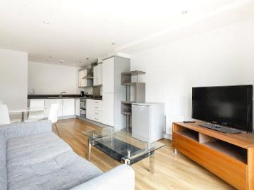 Taylor House, 3 Storehouse Mews E14, 1 bed flat to rent, £1,900 pcm | PrimeLocation
