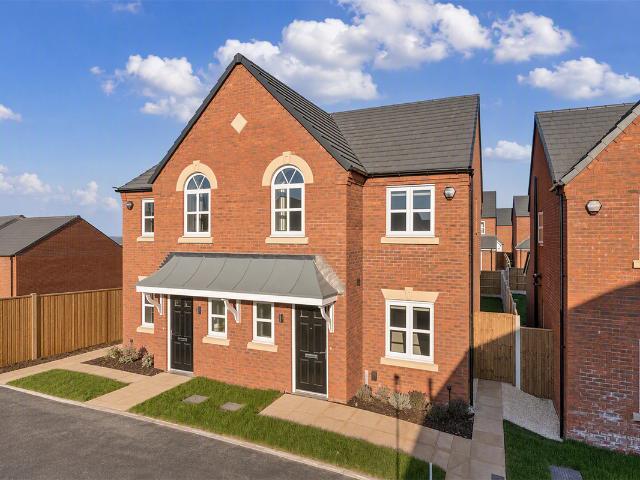 Taylor Lane PR4, 3 bed semi detached house to rent, £1,200 pcm | PrimeLocation