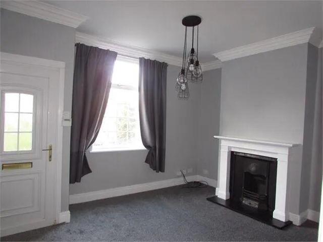Taylor Street, Conisbrough, Doncaster, 3 bed terraced house to rent £700 pcm £162 pw