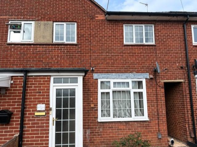 Taynton Drive, Merstham, Surrey RH1, 3 bed semi detached house to rent, £1,900 pcm | PrimeLocation