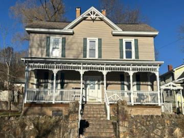 Tazewell Ave
