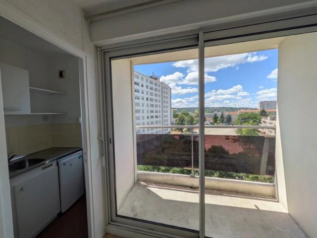 TB T1 BIS 25 M² AVEC BALCON