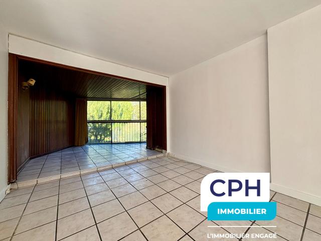TB situé à PARLY2, appartement 4 pièce s 77 m2 avec jardin