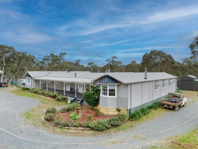 25 Acres, Country Home, 4BR, Spacious Living Areas, Rural Zoning, Workshop