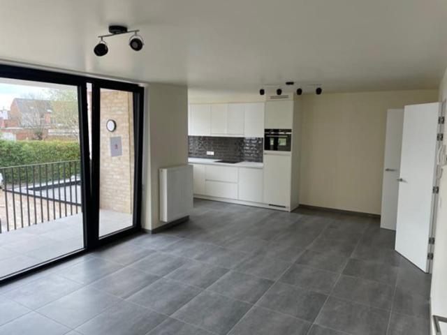 Te huur modern appartement met veel zon