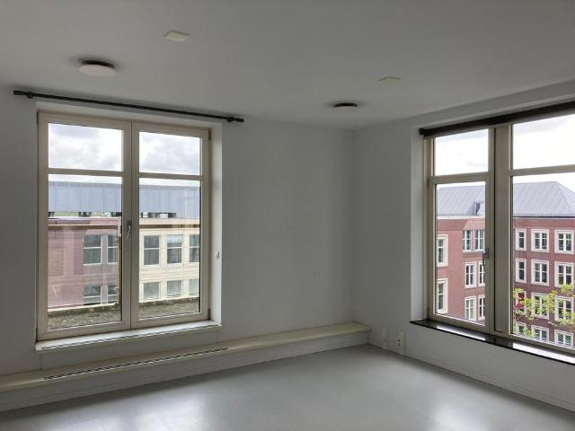 Te huur: Molenwerf + PPL 135 8 E2