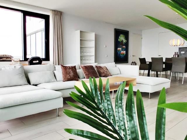 Te huur: Anna van Buerenplein 267, 2595 DE Den Haag Anna van Buerenplein 267, 2595 DE Den Haag | The Real Estate Company