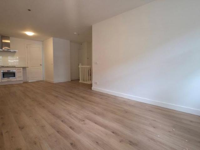 Te huur: Appartement Mathenesserweg in Rotterdam