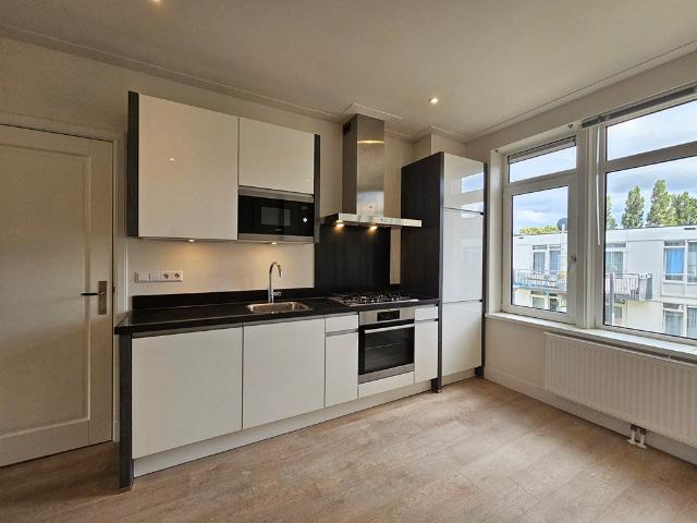 Te huur: Appartement Meerhuizenstraat in Amsterdam