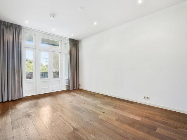 Te huur: Appartement Middenweg 27 1 in Amsterdam
