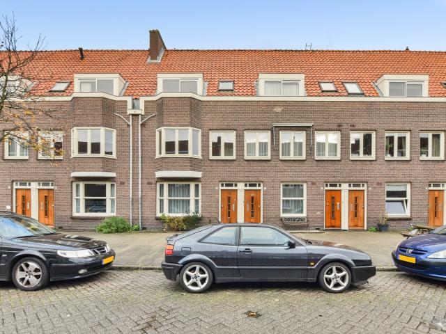 Te huur: Appartement Mr. P.N. Arntzeniusweg 57 1 in Amsterdam