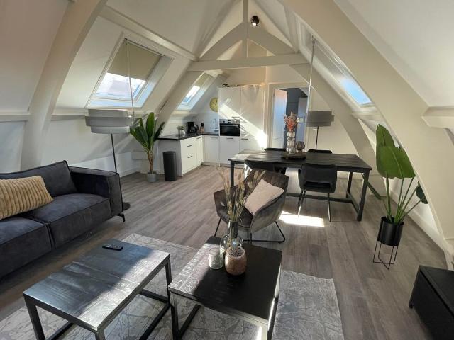 Te huur: Appartement Nieuwe Rijn in Leiden