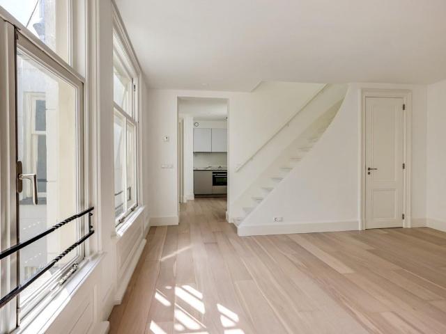 Te huur: Appartement Oudezijds Achterburgwal 105 E in Amsterdam