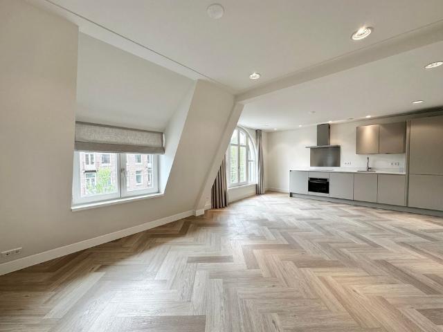 Te huur: Appartement Admiraal De Ruijterweg in Amsterdam