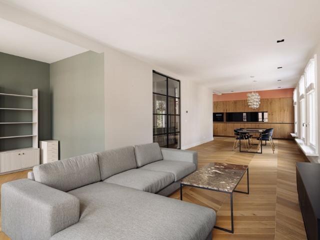 Te huur: Appartement Alberdingk Thijmstraat 30 3 in Amsterdam