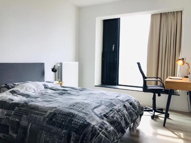 Te huur: Appartement Brede Hilledijk 152 B in Rotterdam