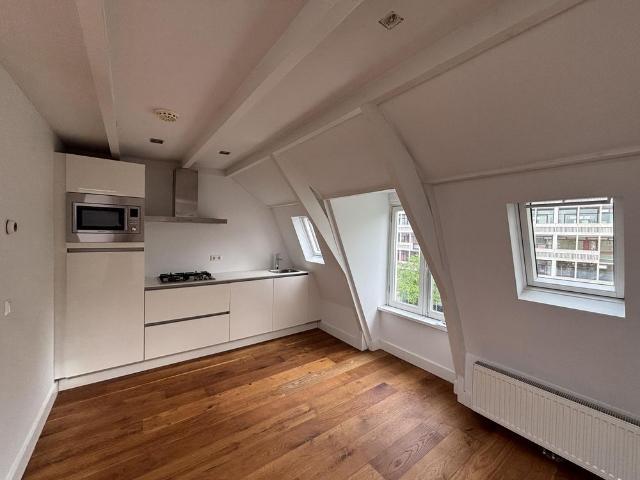 Te huur: Appartement Derde Kostverlorenkade 42 4 in Amsterdam