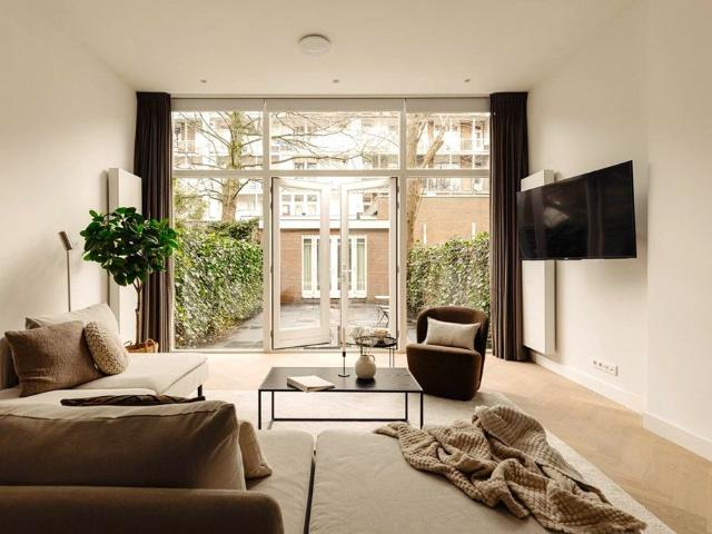 Te huur: Appartement Eerste Jan van der Heijdenstraat 110 H in Amsterdam