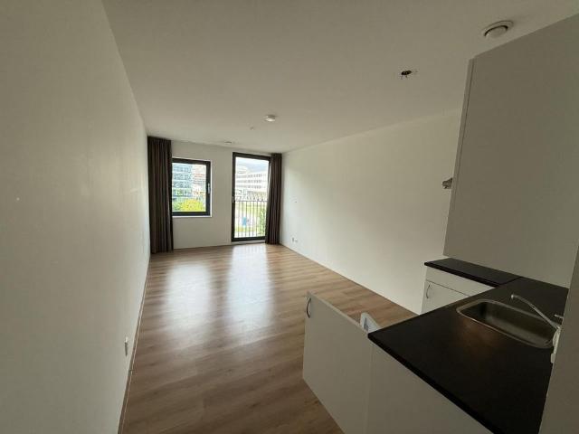 Te huur: Appartement Elizabeth Cady Stantonplein 232 in Amsterdam