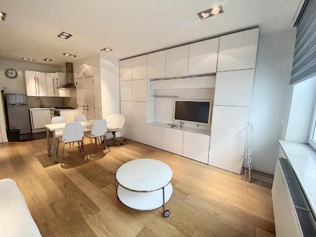 te huur Appartement Elsene