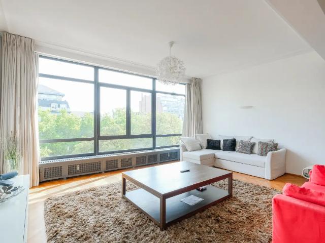 te huur Appartement Elsene