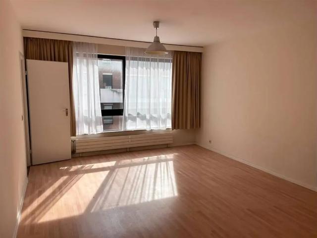 te huur Appartement Elsene