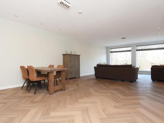 Te huur: Appartement Escamplaan 888 A in Den Haag