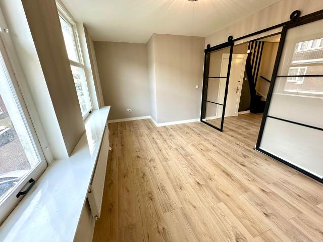 Te huur: Appartement Helmholtzstraat in Amsterdam