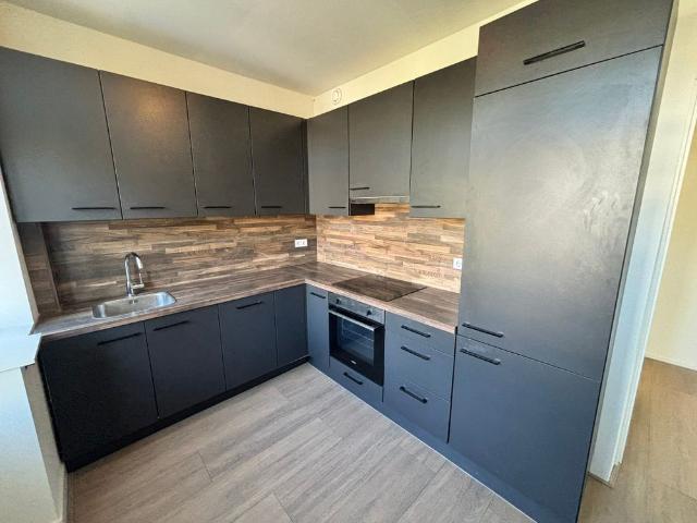 Te huur: Appartement Hoofdweg 65 3 in Amsterdam