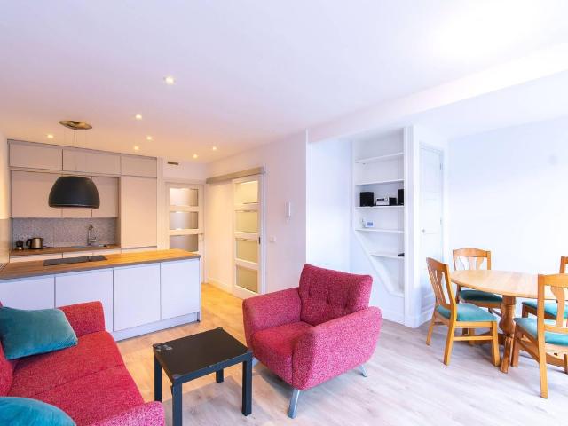 Te huur: Appartement Hoogte Kadijk in Amsterdam