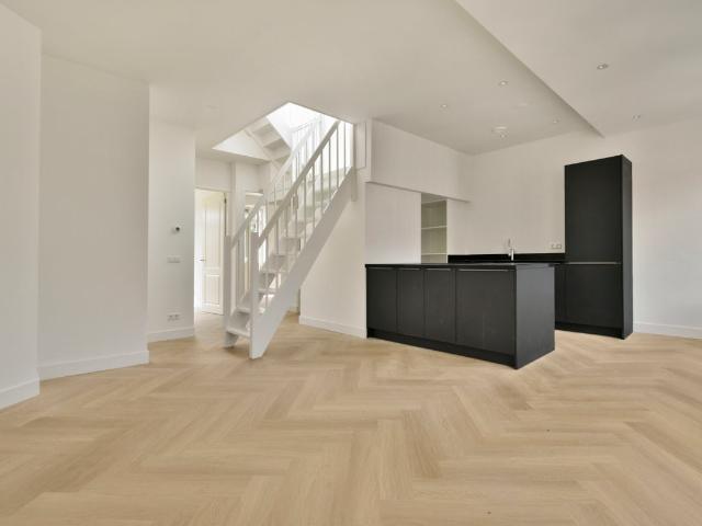 Te huur: Appartement Jan van Riebeekstraat 15 3 in Amsterdam