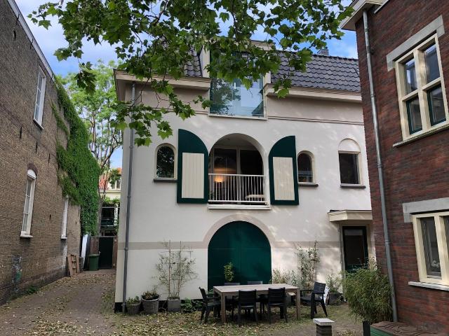 Te huur: Appartement Raam in Gouda