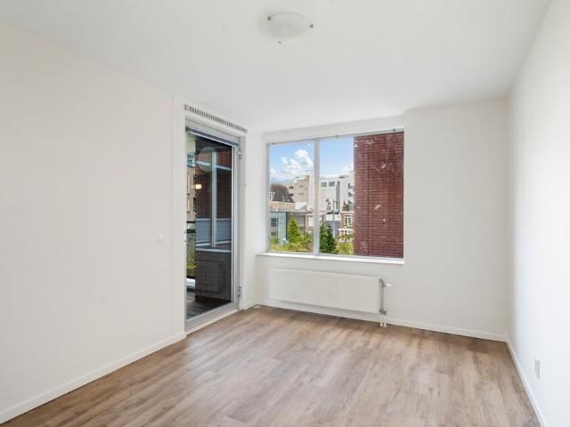Te huur: Appartement St. Jacobstraat in Den Haag